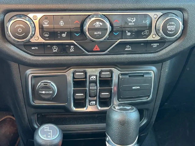 Used 2024 Black Jeep Sport S image 24