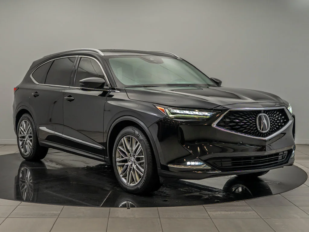 Certified Used 2022 Majestic Black Pearl Acura Advance image 3