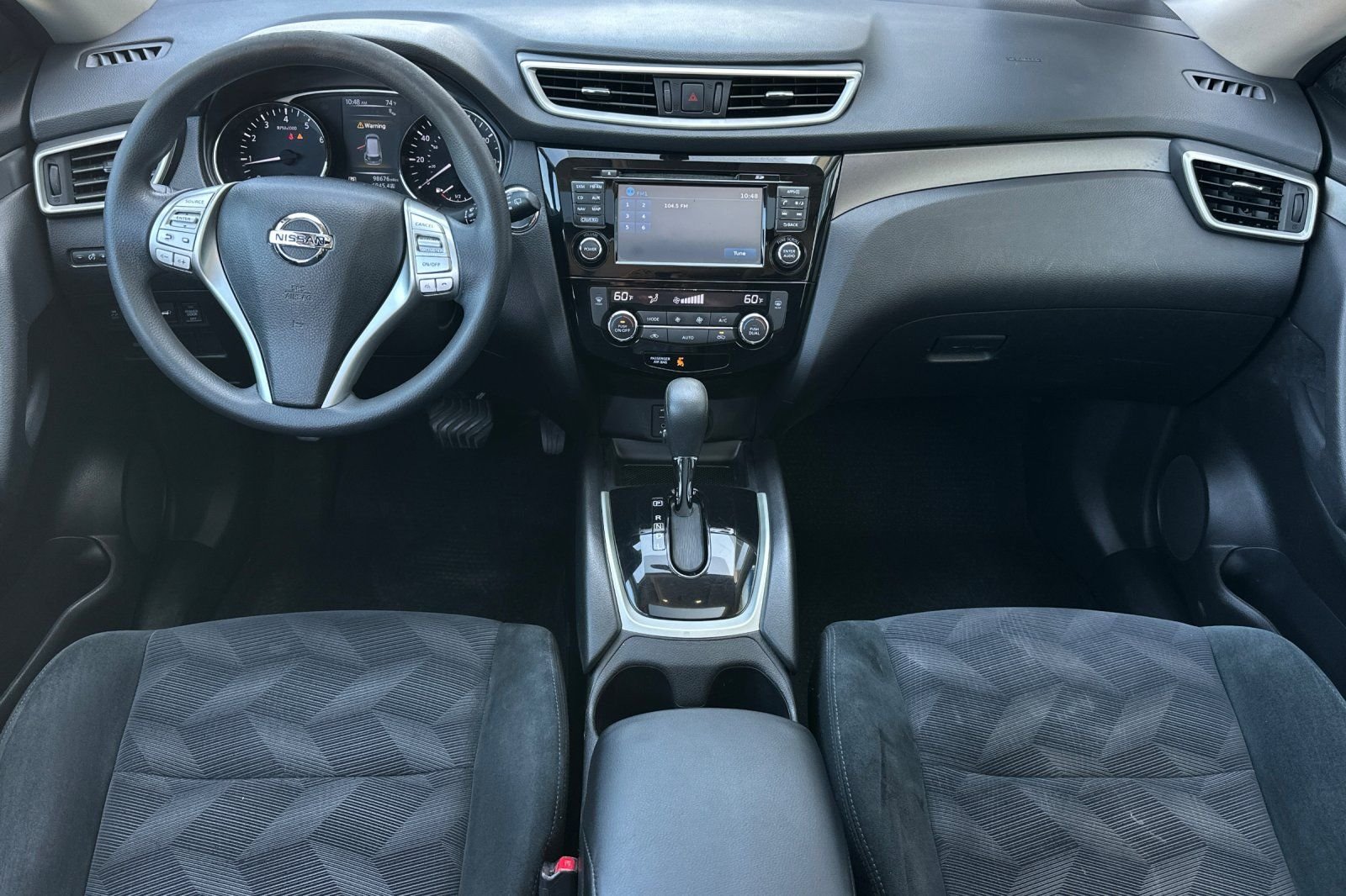 Used 2016 Glacier White Nissan SV image 12