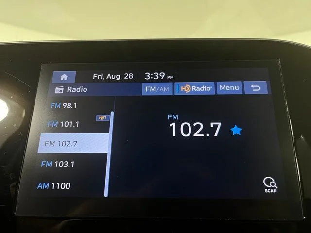 Used 2022 Gray Hyundai SEL image 31
