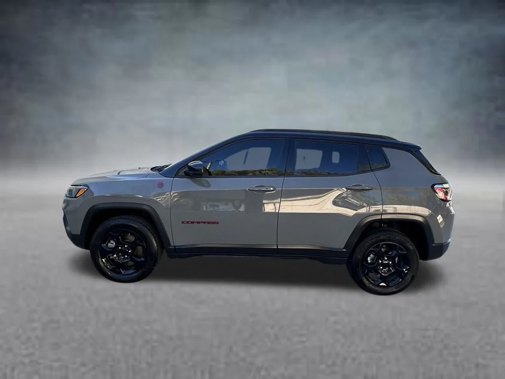 Certified Used 2024 Gray Jeep Trailhawk image 4
