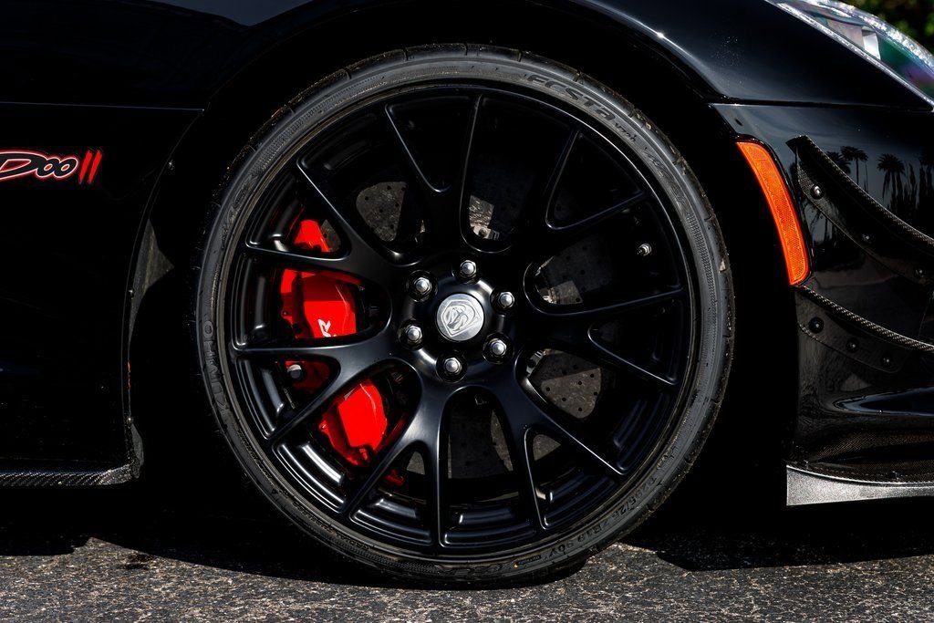 2017 Dodge Viper GTC - Photo 11