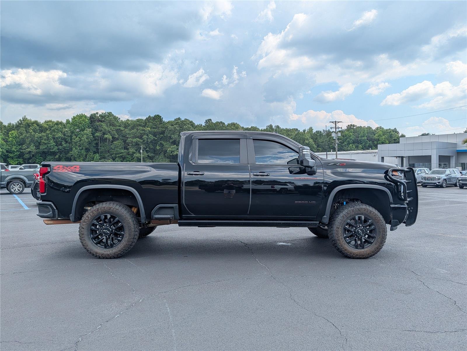 Used 2025 Black Chevrolet ZR2 image 7