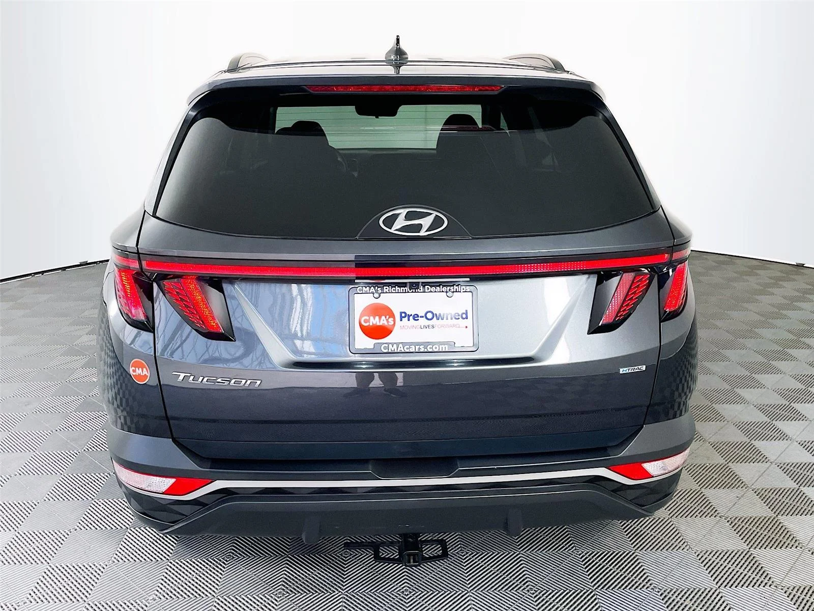 Used 2023 Portofino Gray Hyundai SEL image 9