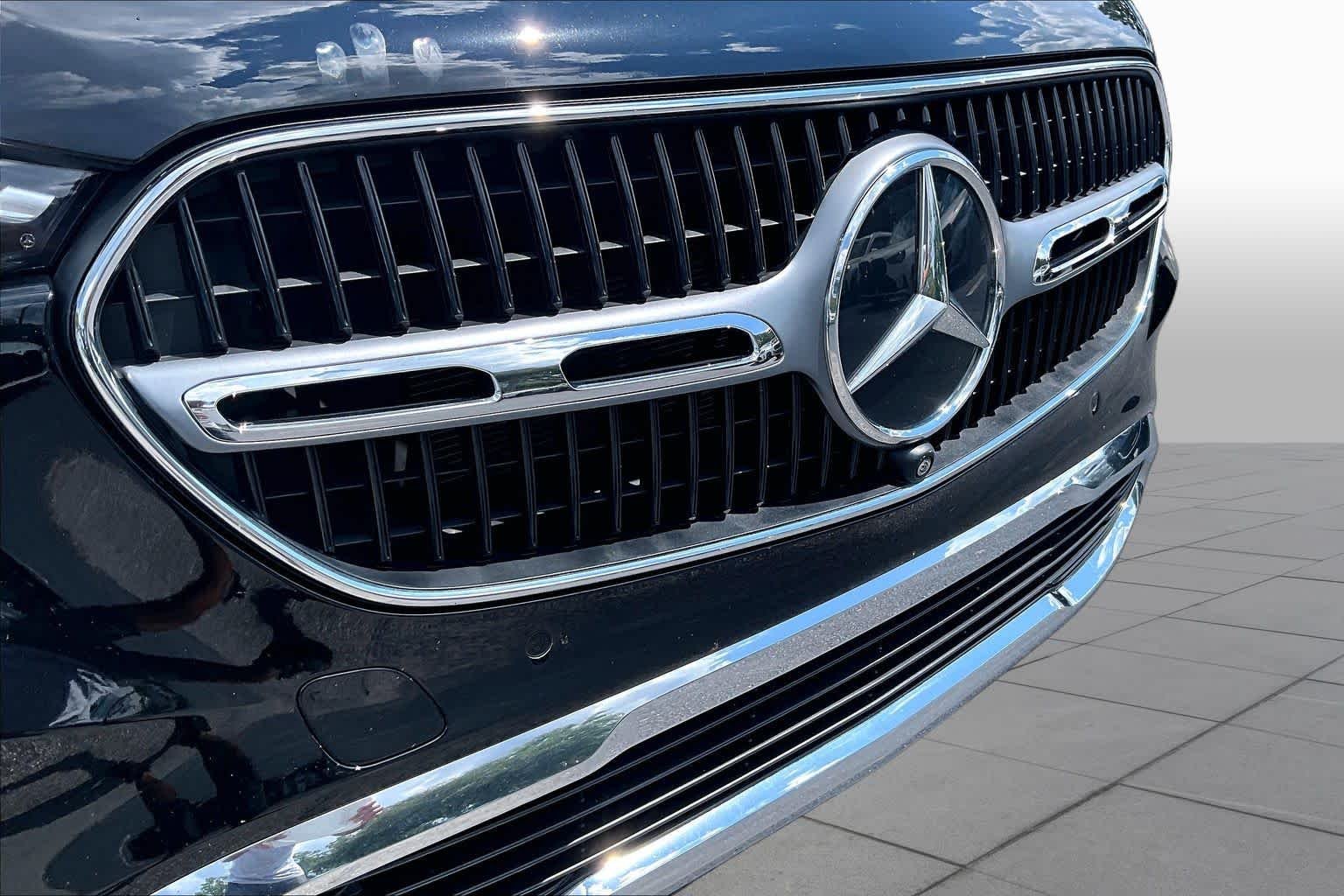 2024 Mercedes-Benz GLC 28