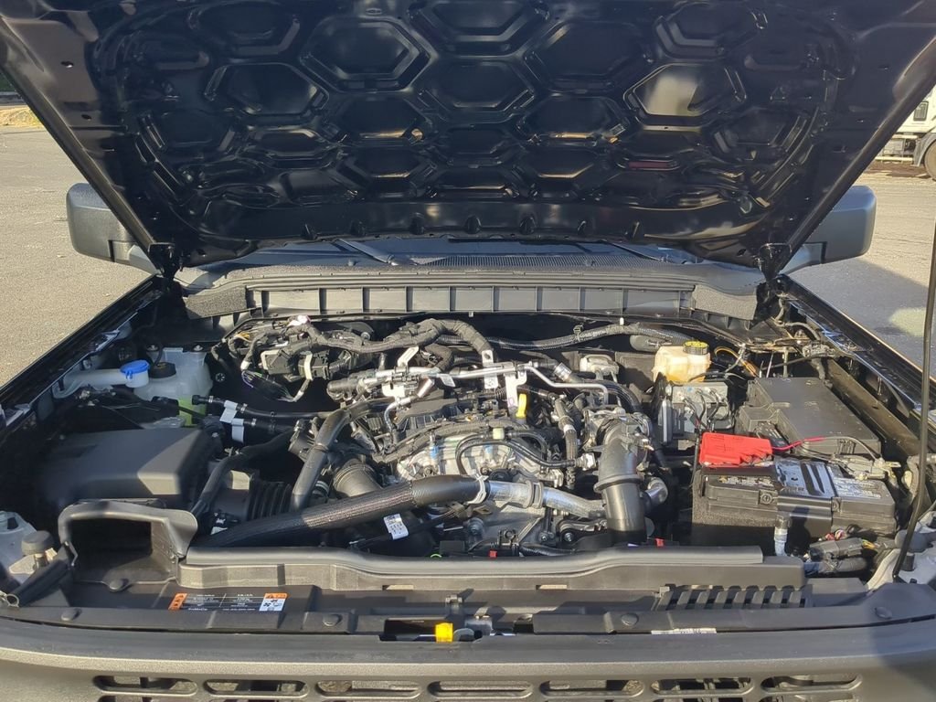 2025 Ford Bronco 4-Door Base - Photo 22