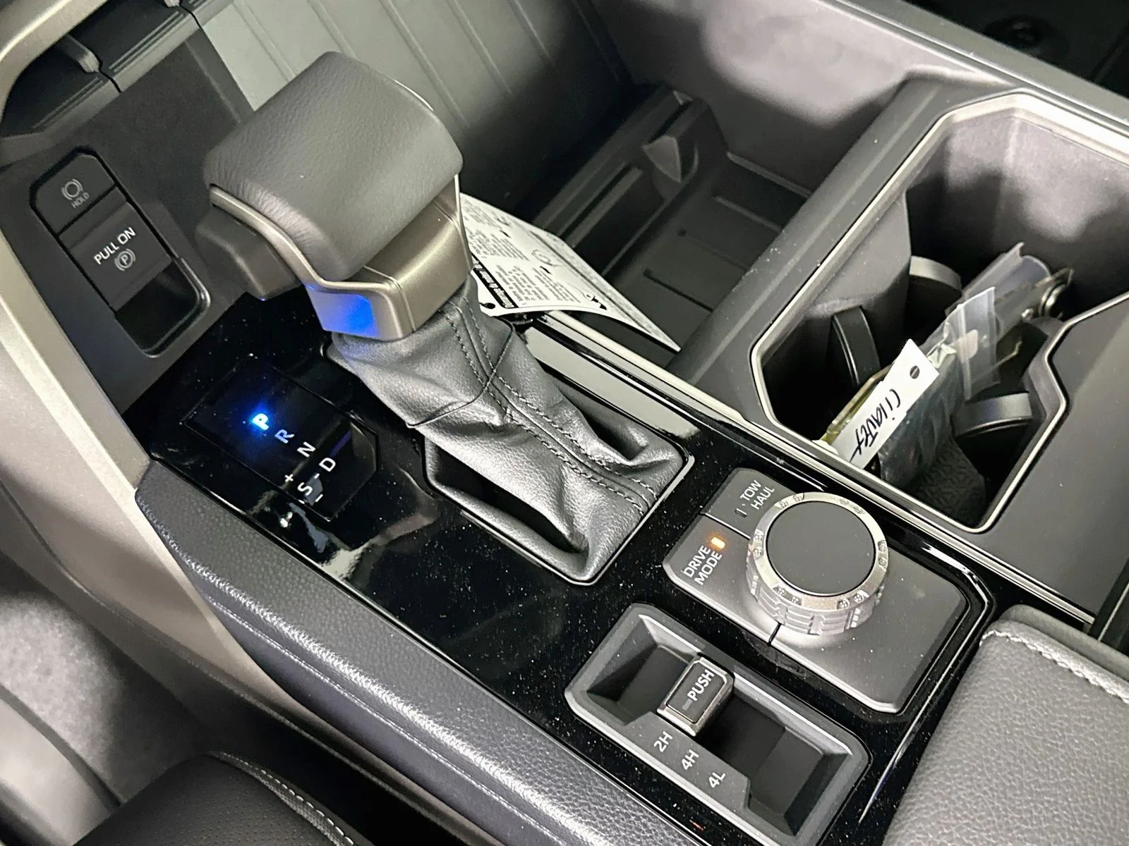 New 2026 Midnight Black Metallic Toyota  SR5 image 17