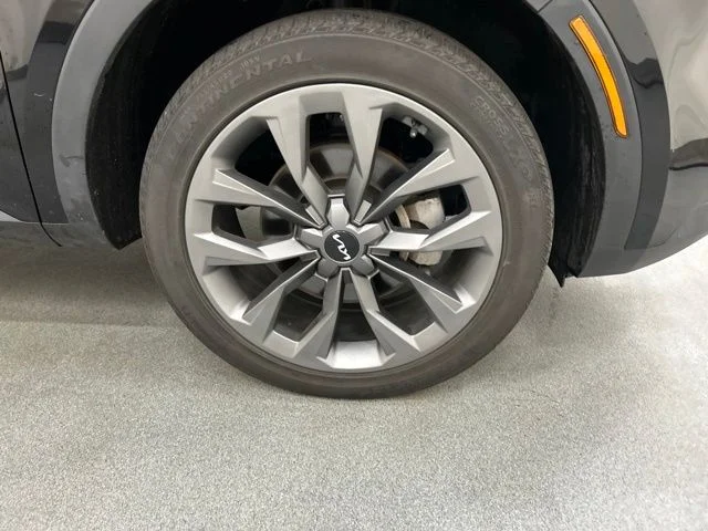 Used 2023 Black Kia X-Line SX Prestige image 28