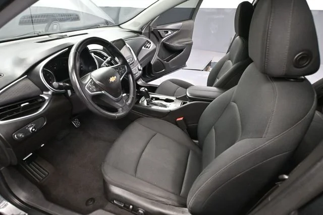 Used 2016 Gray Chevrolet LT image 21