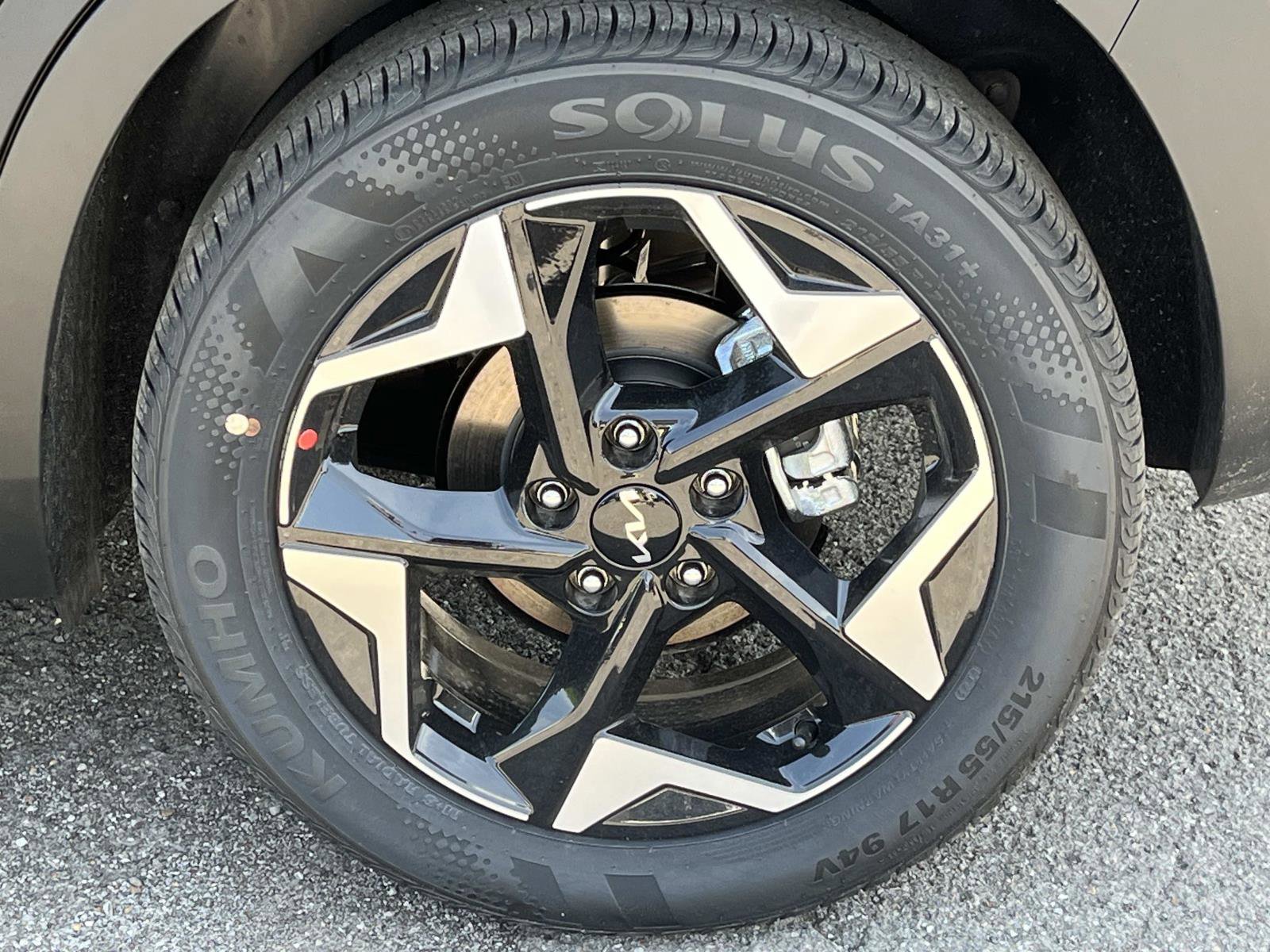 New 2026 Fusion Black Kia S image 11