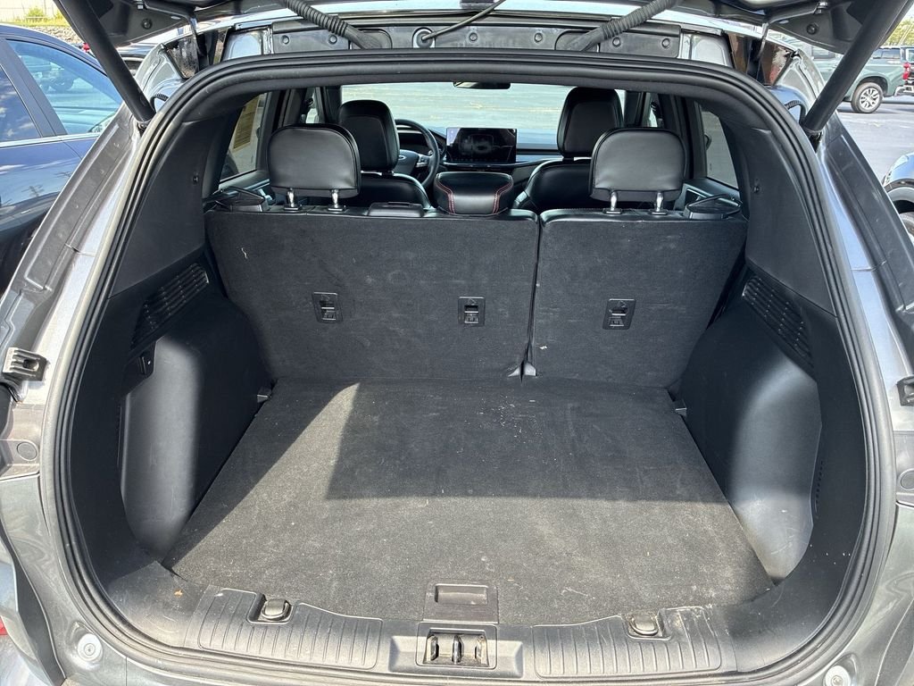Used 2023 Gray Ford ST-Line image 21