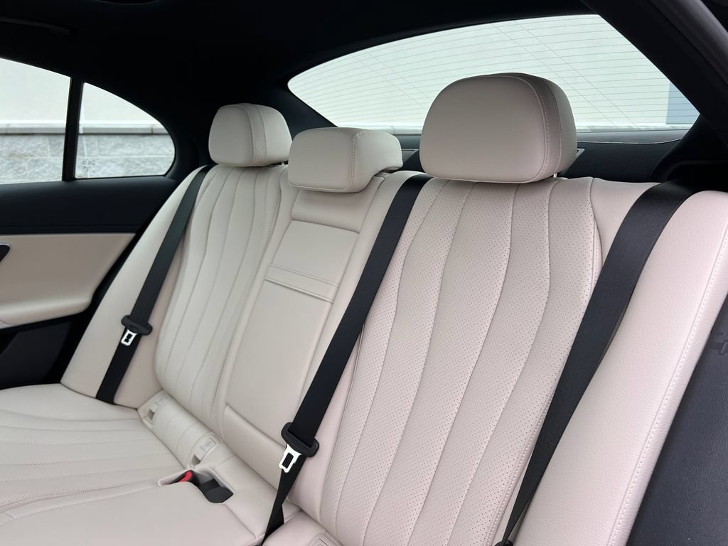 New 2026 Graphite Grey Metallic Mercedes-Benz E 350 image 62