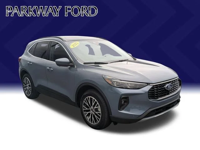 Used 2025 Blue Ford Base image 3
