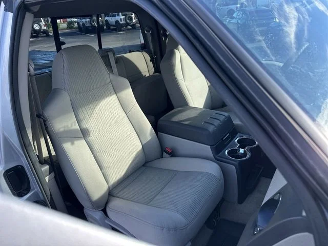 Used 2008 Silver Ford XLT image 24