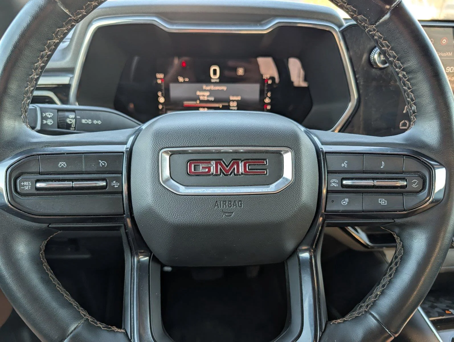 Used 2023 Onyx Black GMC 4WD AT4 image 24