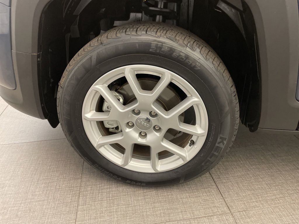 Certified Used 2021 Blue Jeep Latitude image 11