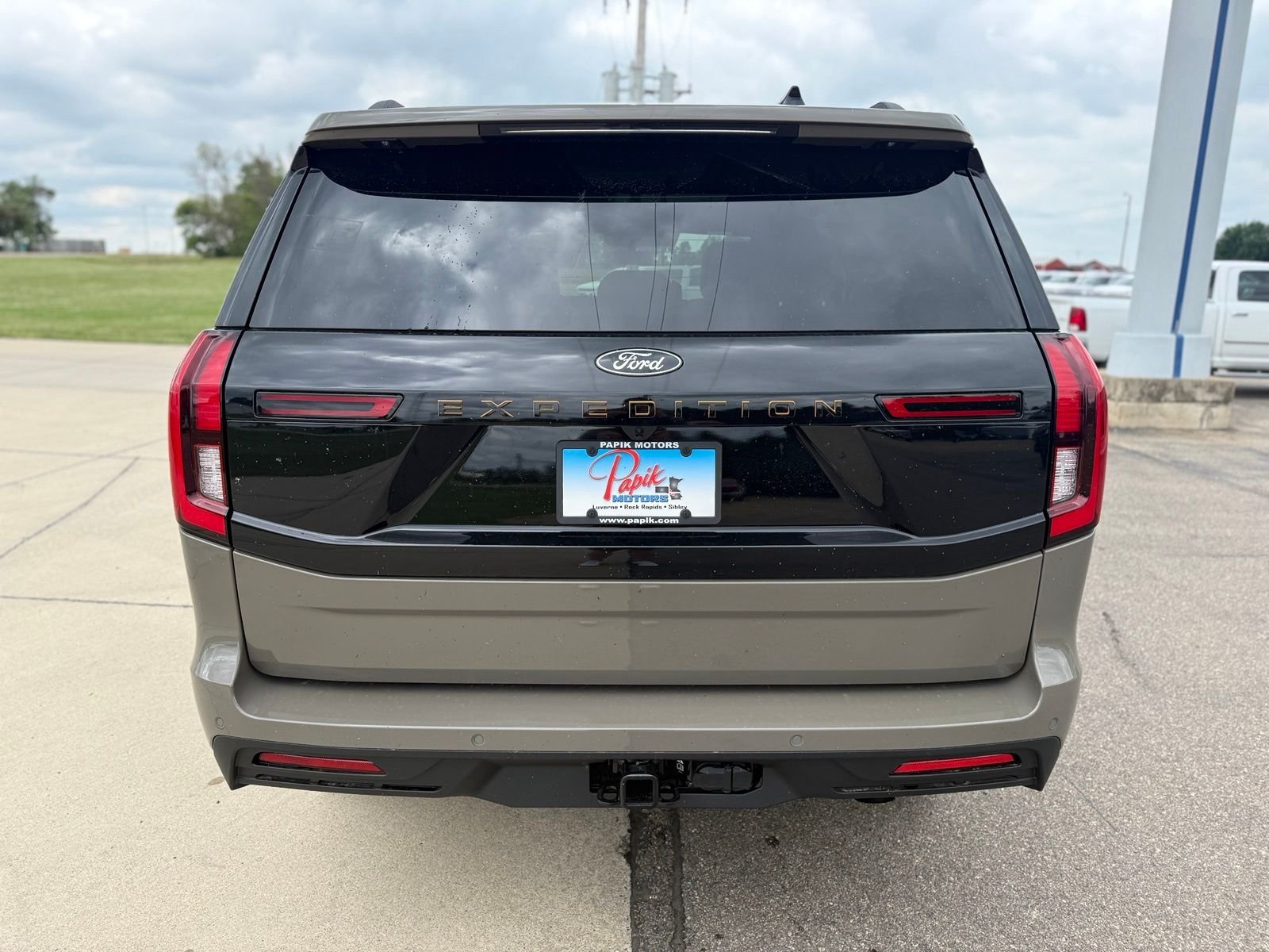 New 2026 Gray Ford Tremor image 7