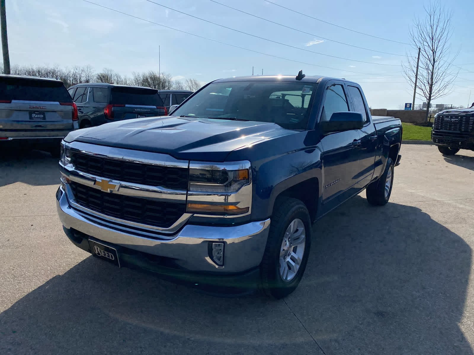 Used 2017 Chevrolet Silverado 1500 LT with VIN 1GCVKREC4HZ274042 for sale in Kansas City