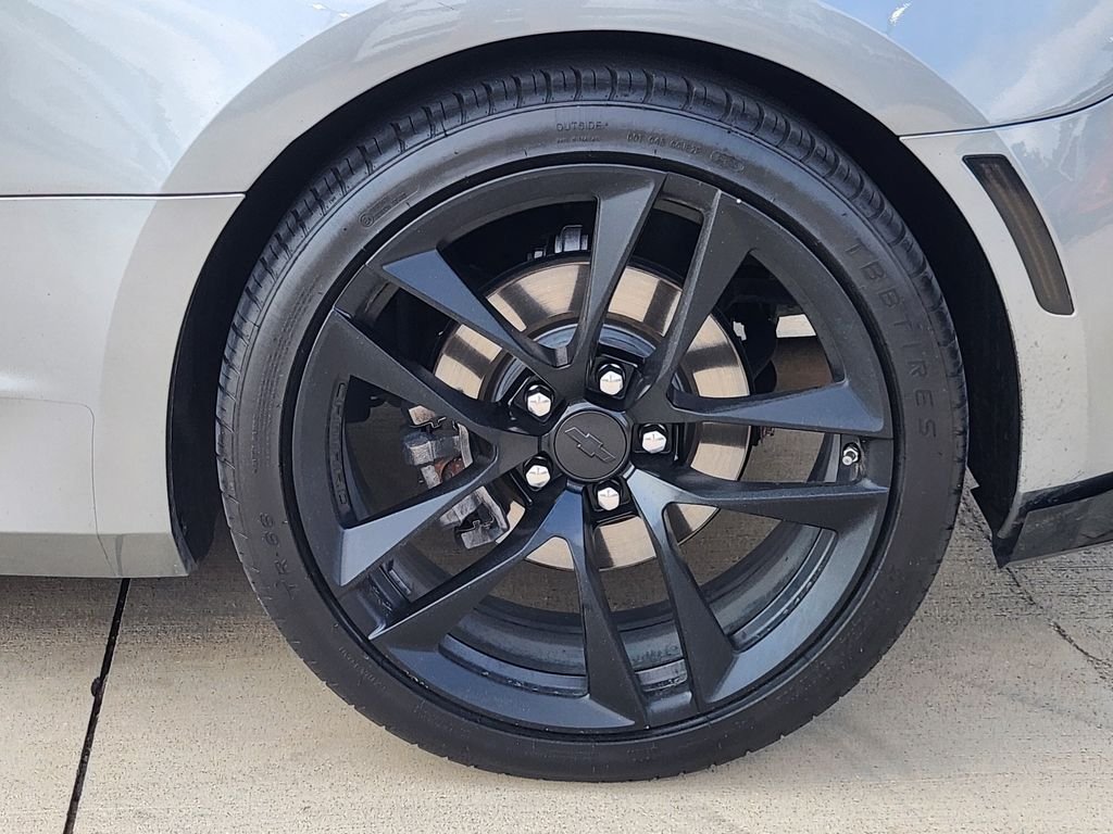 Used 2023 Sharkskin Metallic Chevrolet LT1 image 11