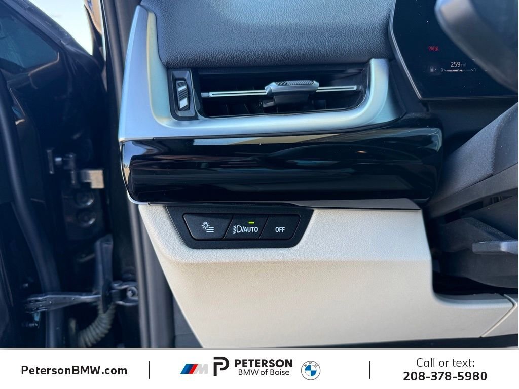 Used 2023 Black BMW xDrive28i image 29