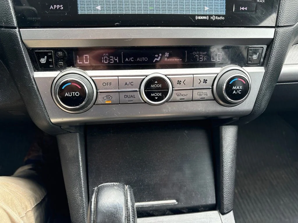 Used 2016 Silver Subaru 2.5i image 20
