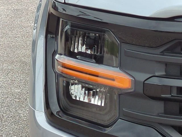 New 2026 Iconic Silver Metallic Ford XLT image 10