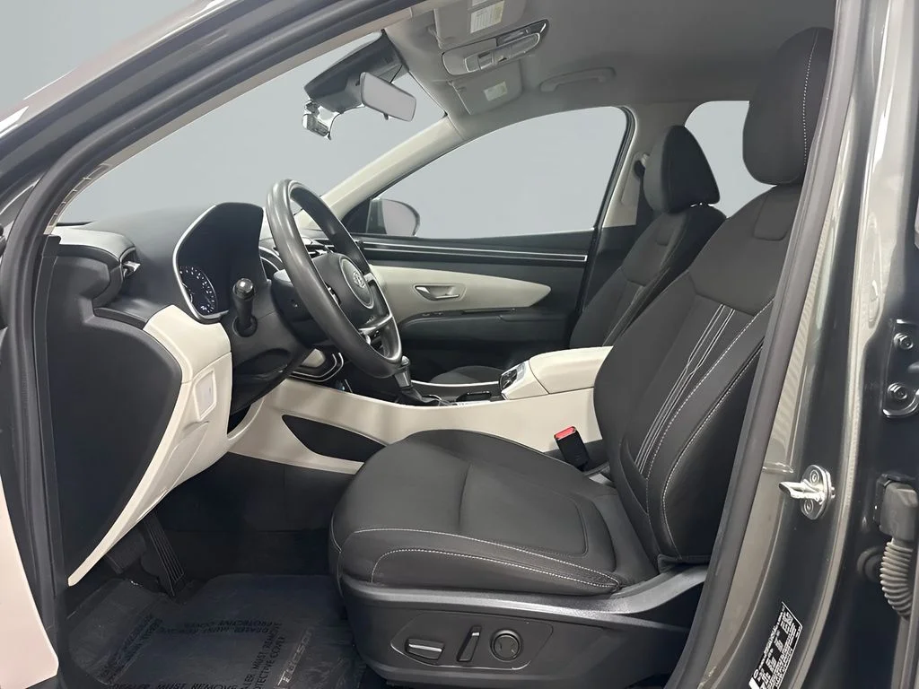 Used 2023 Gray Hyundai SEL image 11