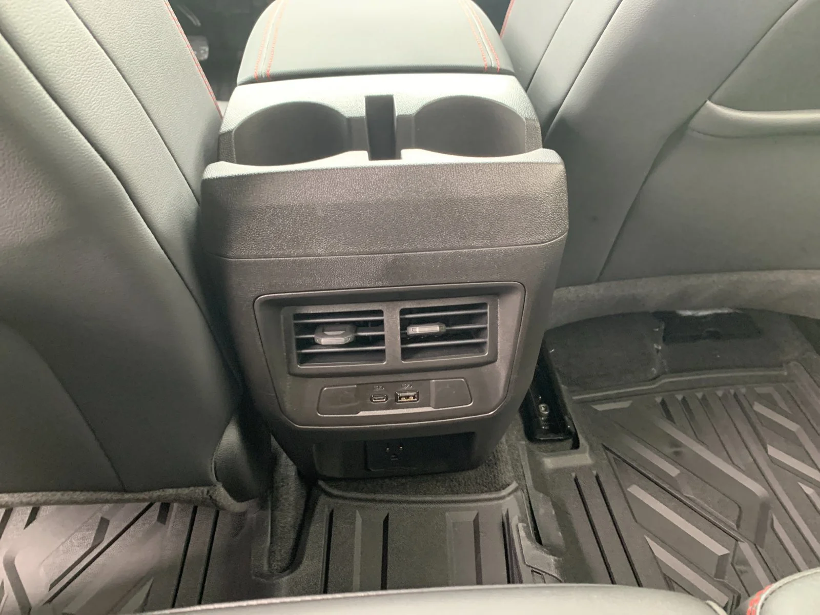 2026 Chevrolet Colorado Z71 - Photo 14