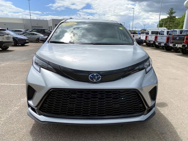 Used 2025 Silver Toyota XSE image 10