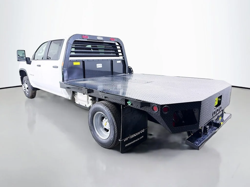 New 2026 Summit White Chevrolet Work Truck image 8