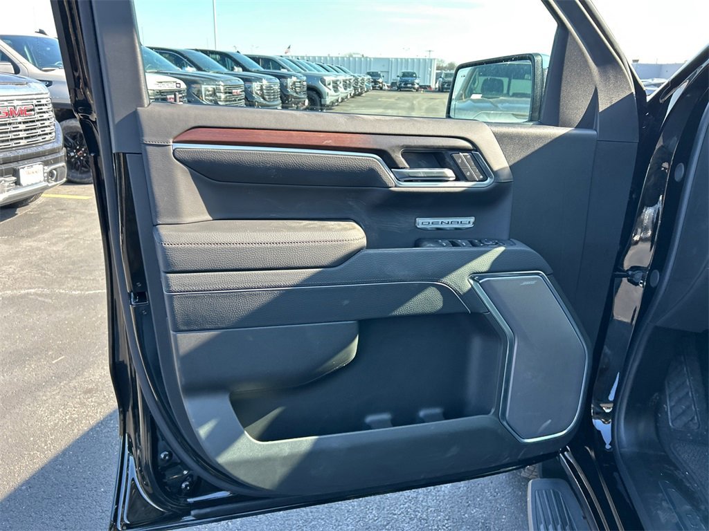 2026 GMC SIERRA - Image 14
