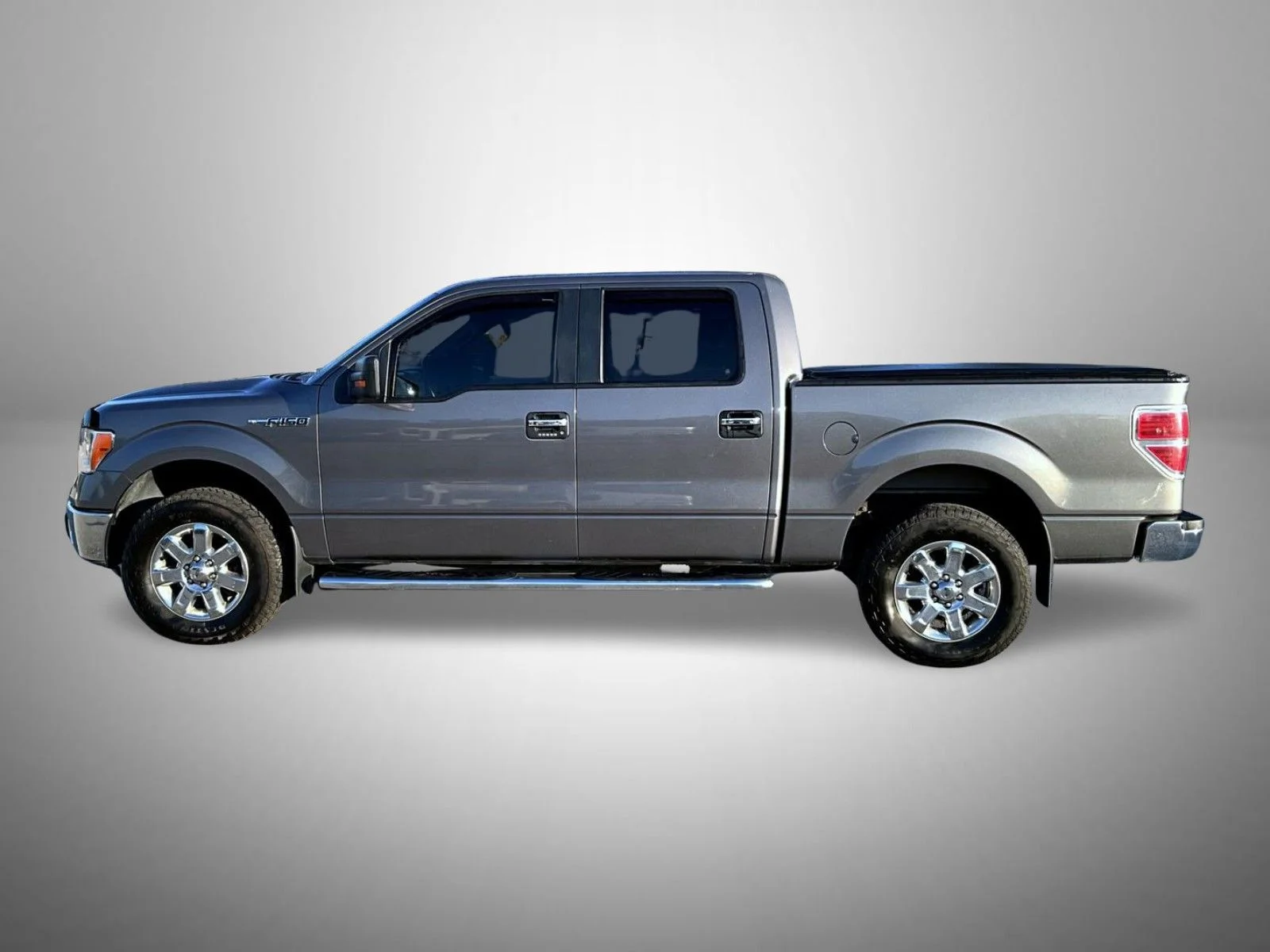 Used 2013 Gray Ford XLT image 8