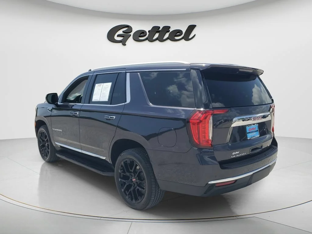 Used 2023 Titanium Rush Metallic GMC SLT image 7