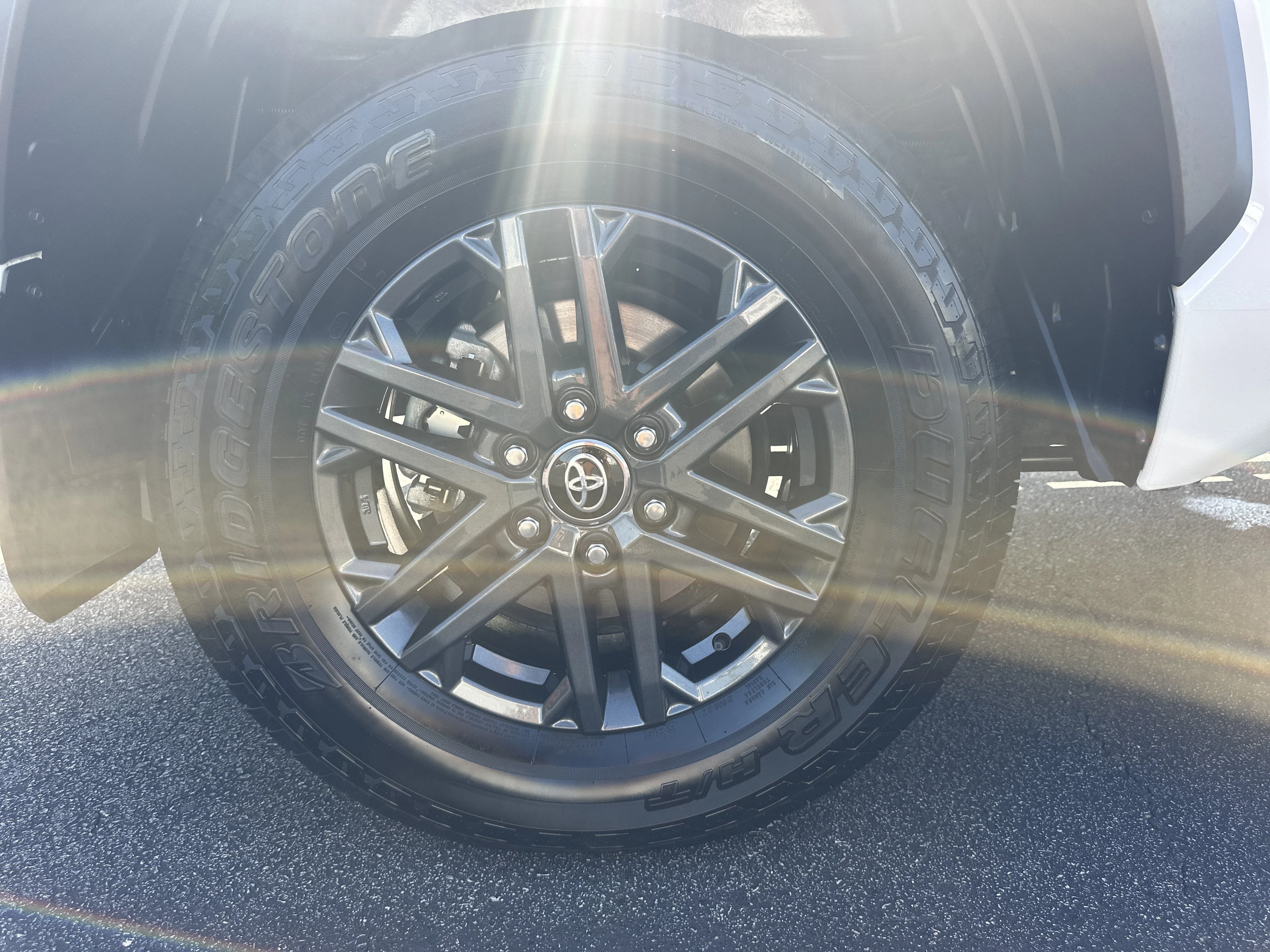 2025 Toyota Tundra SR5 - Photo 17