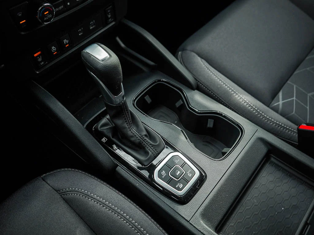 New 2026 Boulder Gray Pearl Nissan SV image 25