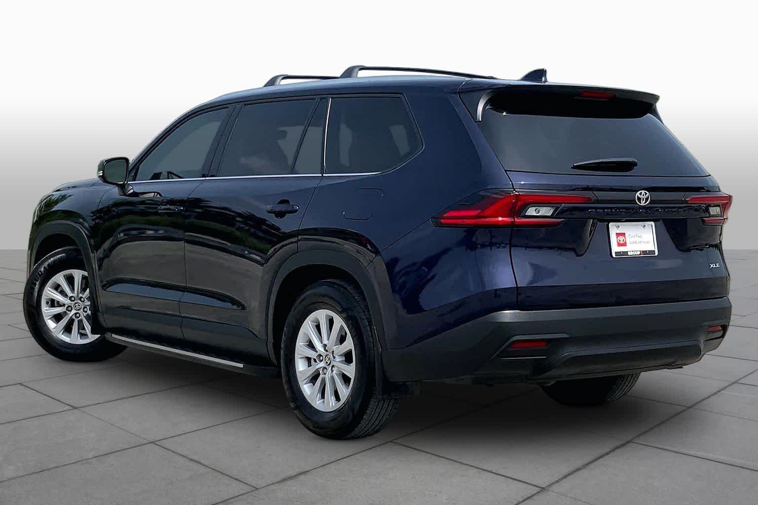Used 2025 Blueprint Toyota XLE image 12