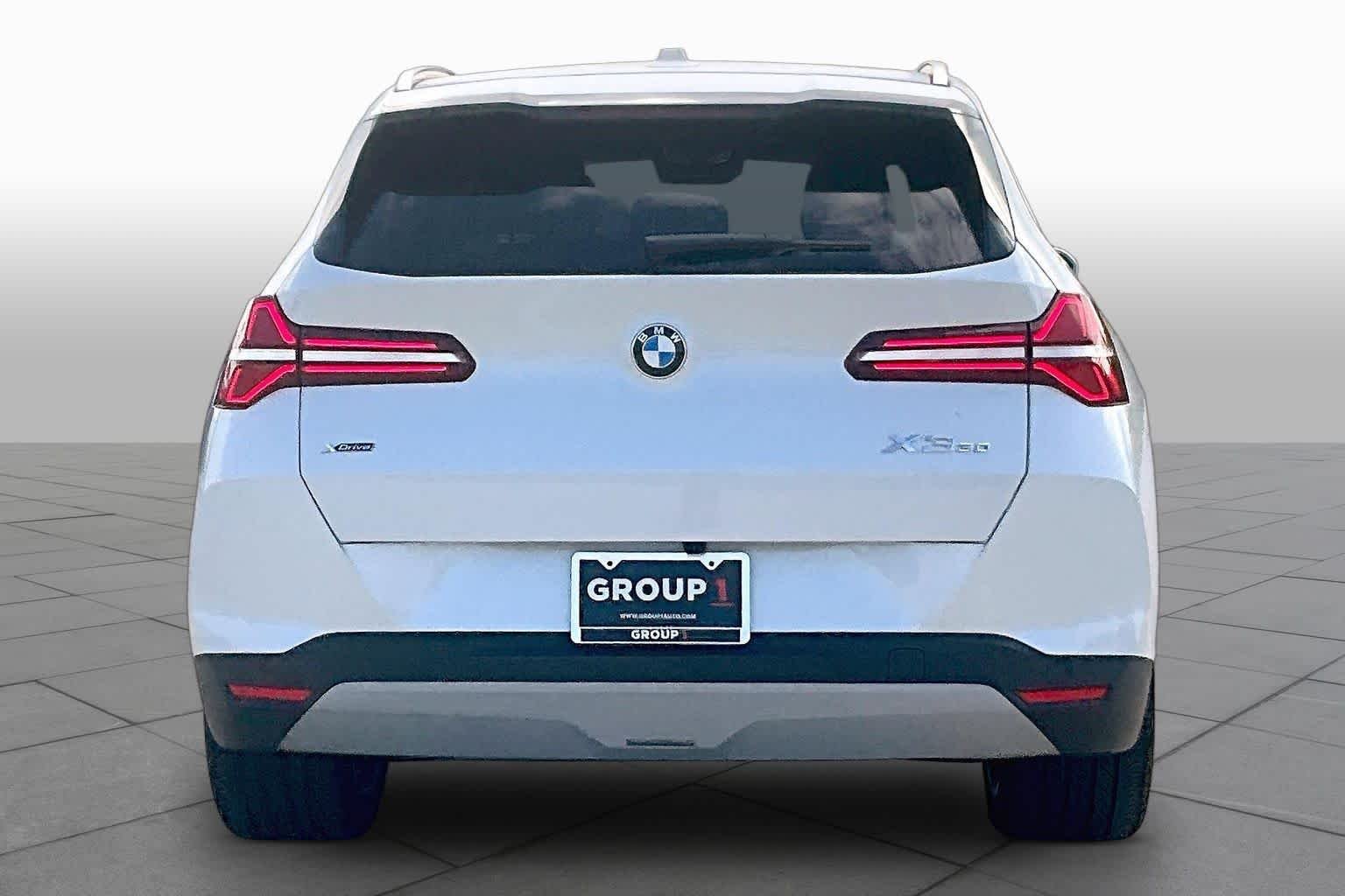 Used 2026 Mineral White Metallic BMW 30 xDrive image 4