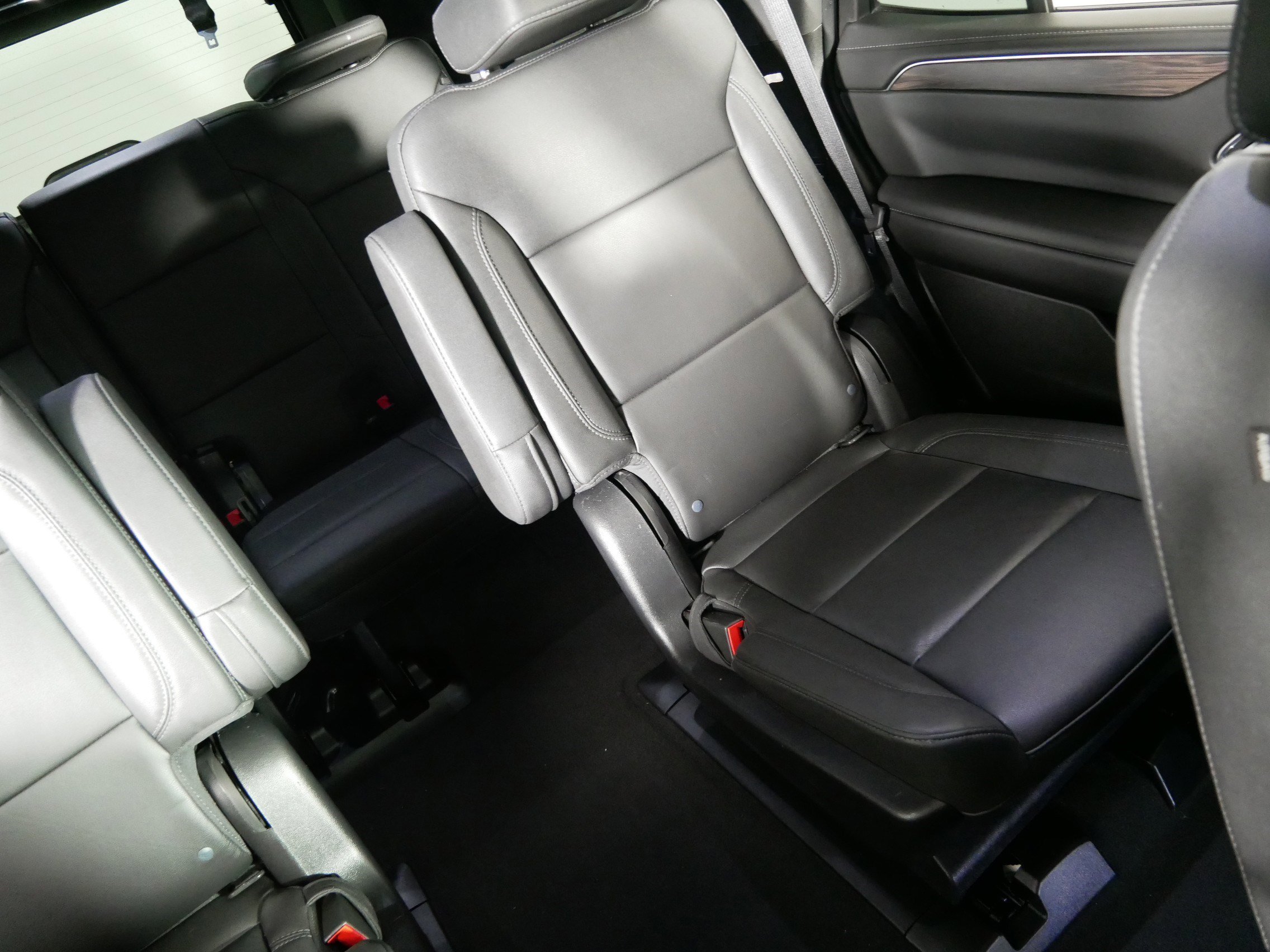 2022 Chevrolet Tahoe LT - Photo 14