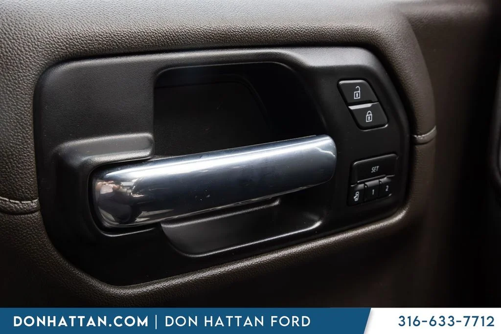 Used 2021 Silver GMC SLT image 13