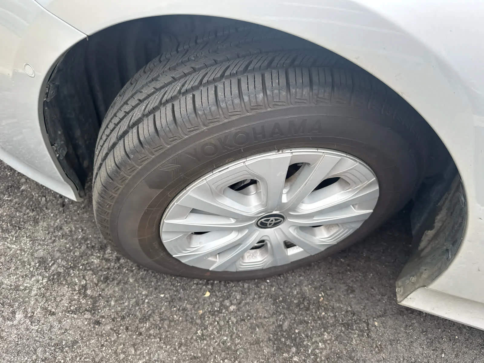 Used 2019 Classic Silver Metallic Toyota LE image 6