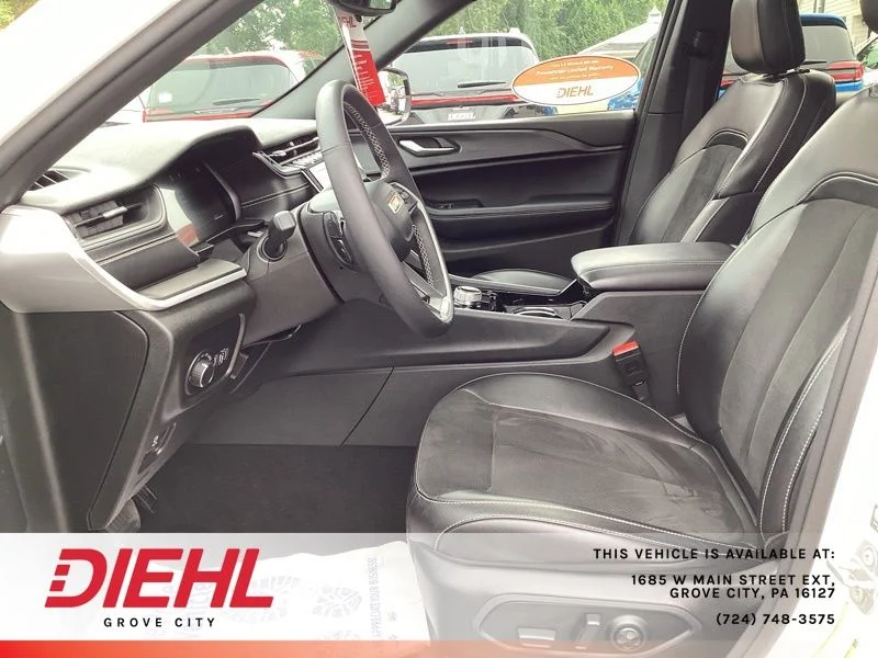 Used 2023 White Jeep Altitude X image 27