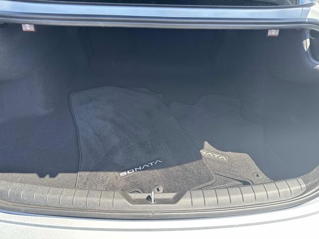 Certified Used 2025 Silver Hyundai SE image 5