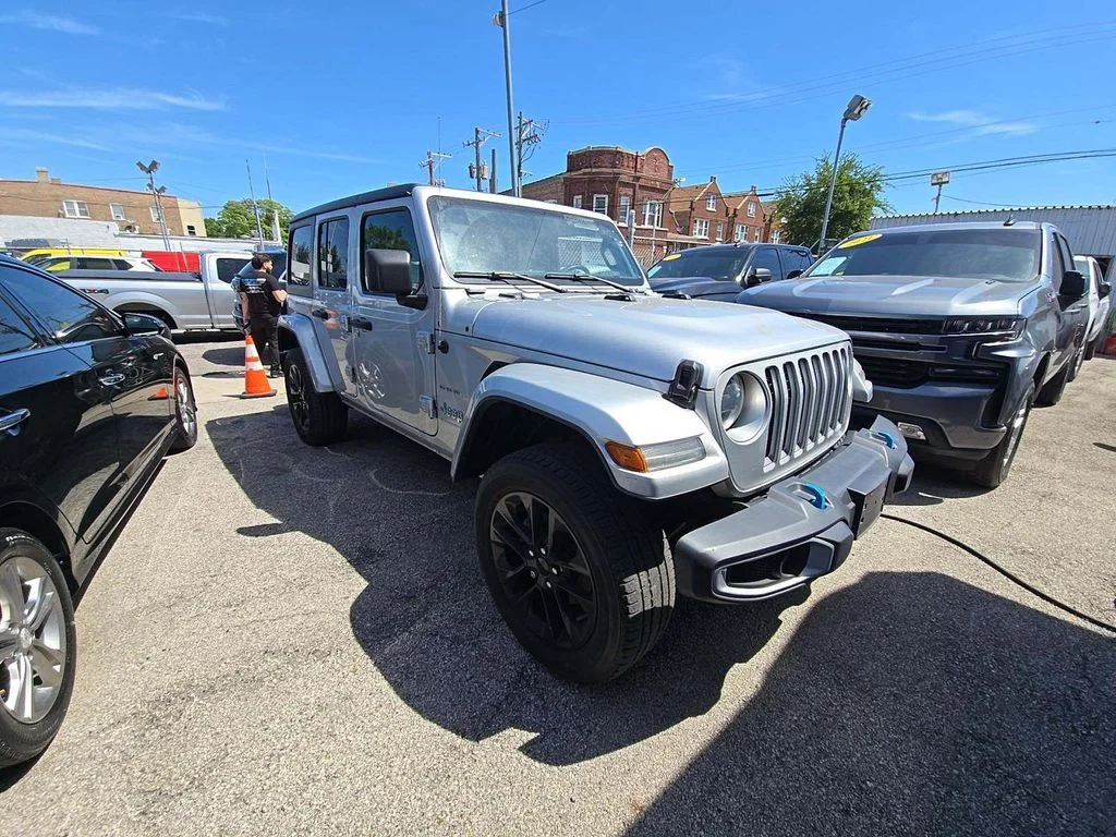 Used 2023 Silver Jeep Sahara 4xe image 3