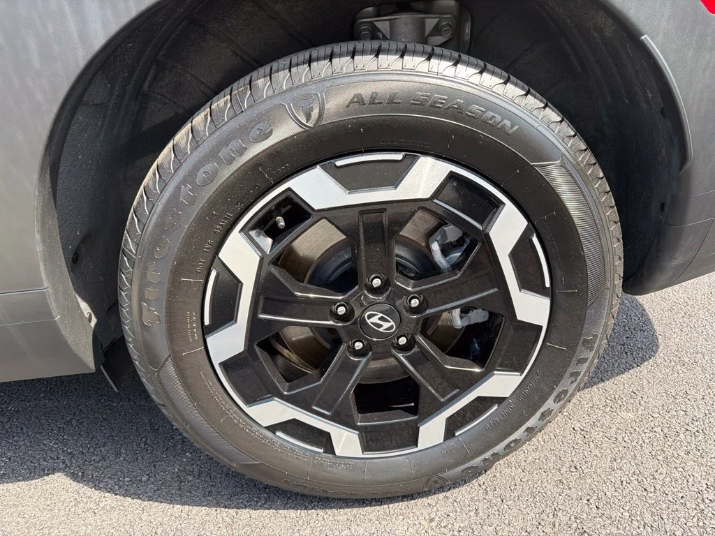 Used 2026 Silver Hyundai SEL image 51
