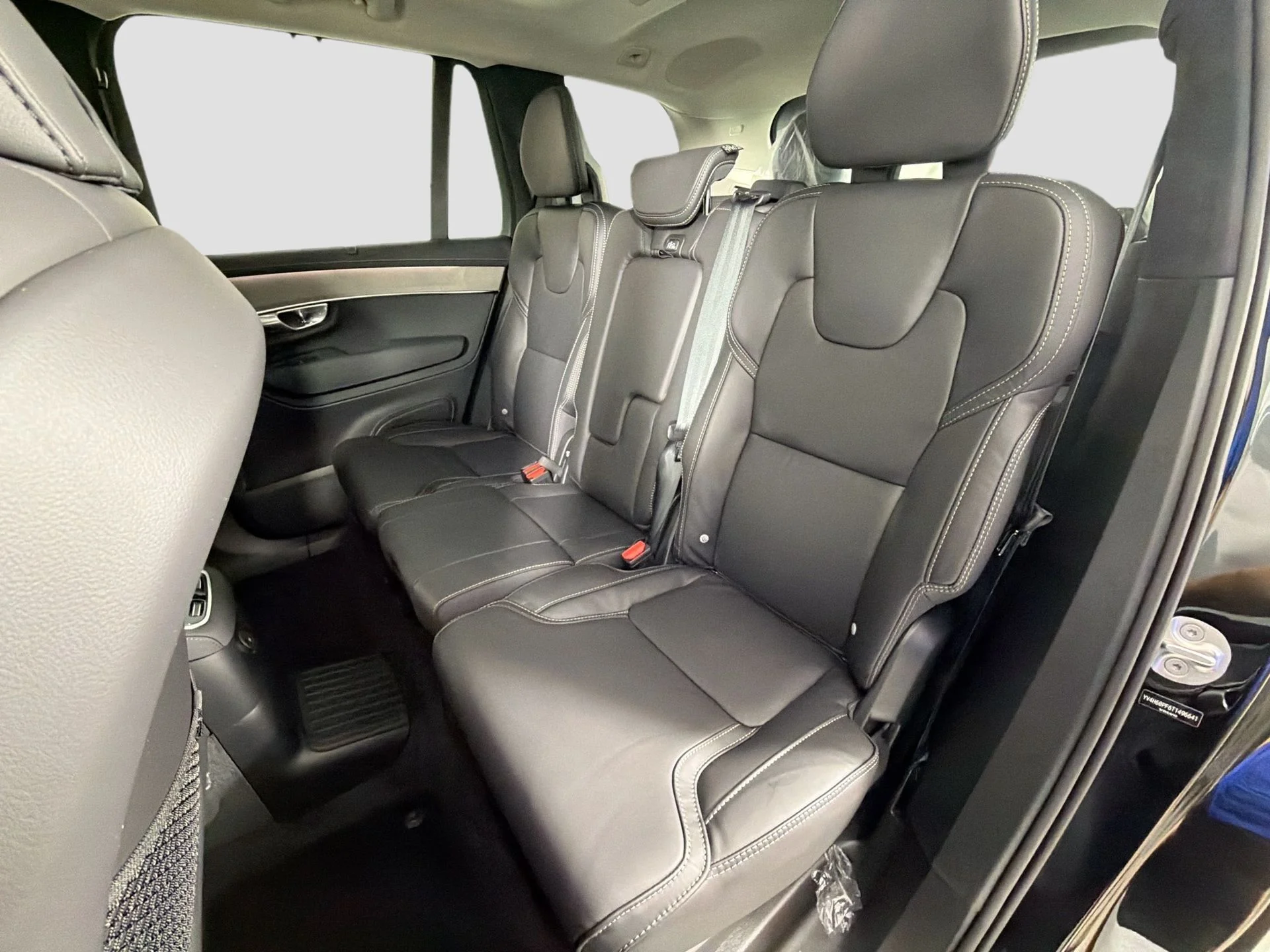 New 2026 Black Volvo T8 Ultra image 24