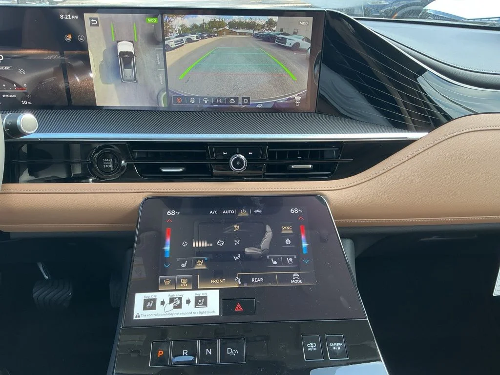 New 2026 RADIANT WHITE INFINITI Luxe 4WD image 10