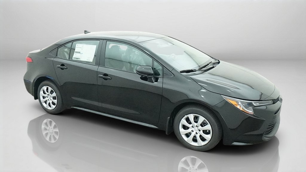 New 2027 Inked Toyota LE image 6