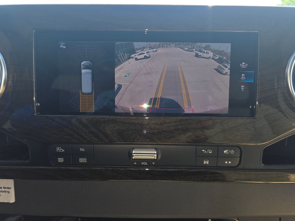 Used 2020 Black Mercedes-Benz Cargo 170 WB image 36