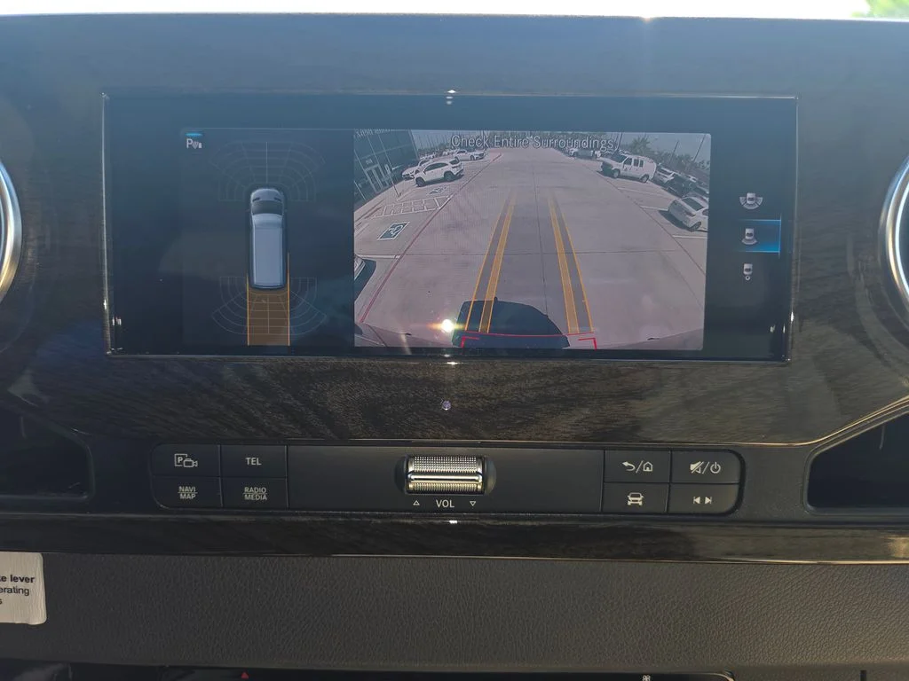Used 2020 Black Mercedes-Benz Cargo 170 WB image 36
