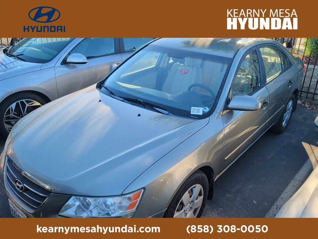 Used 2010 Beige Hyundai GLS image 1